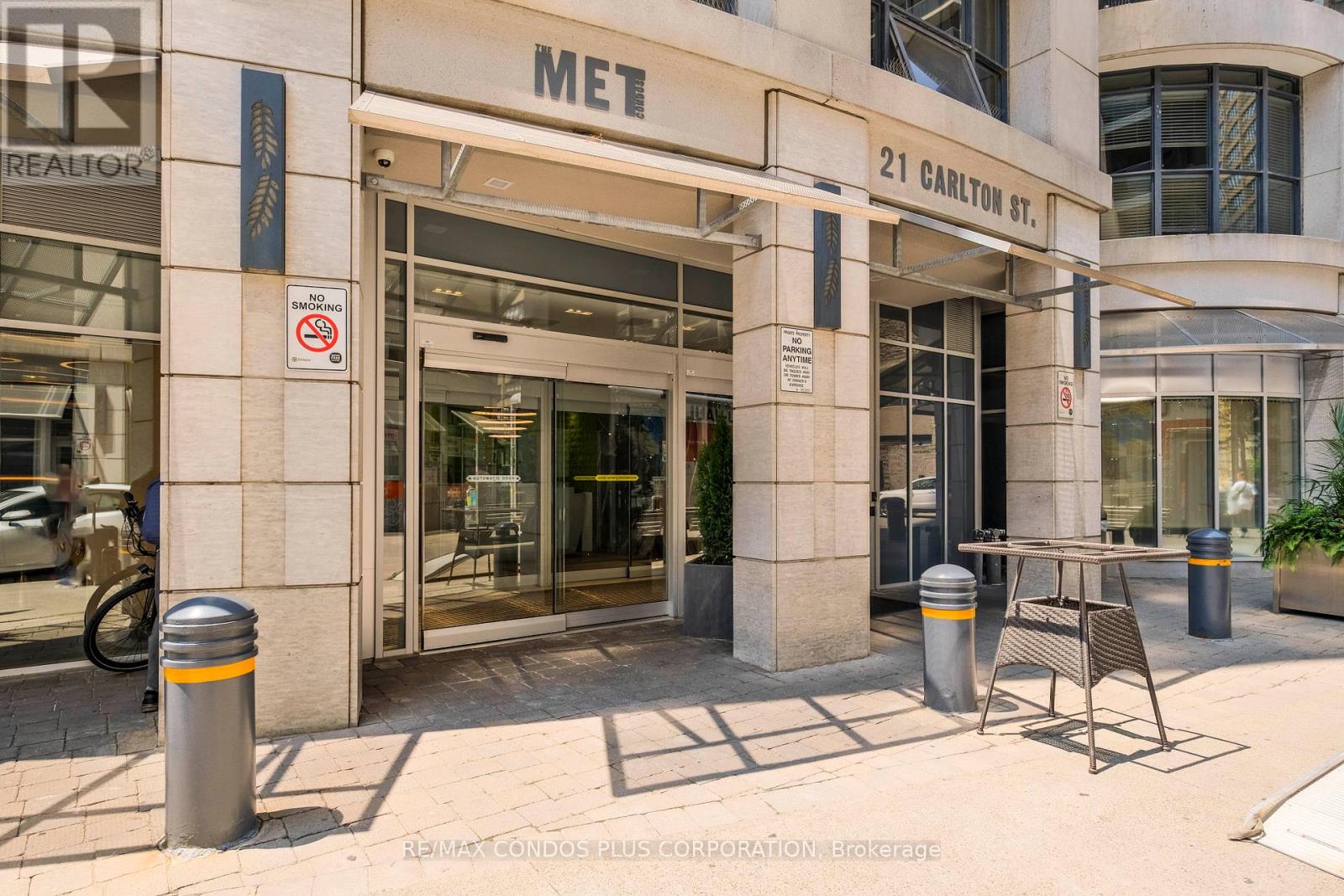 2010 - 21 Carlton Street, Toronto, Ontario  M5B 1L3 - Photo 11 - C12098477