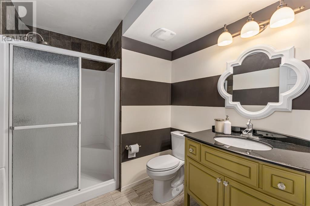 50 Valley Brook Circle Nw, Calgary, Alberta  T3B 5S3 - Photo 24 - A2212717