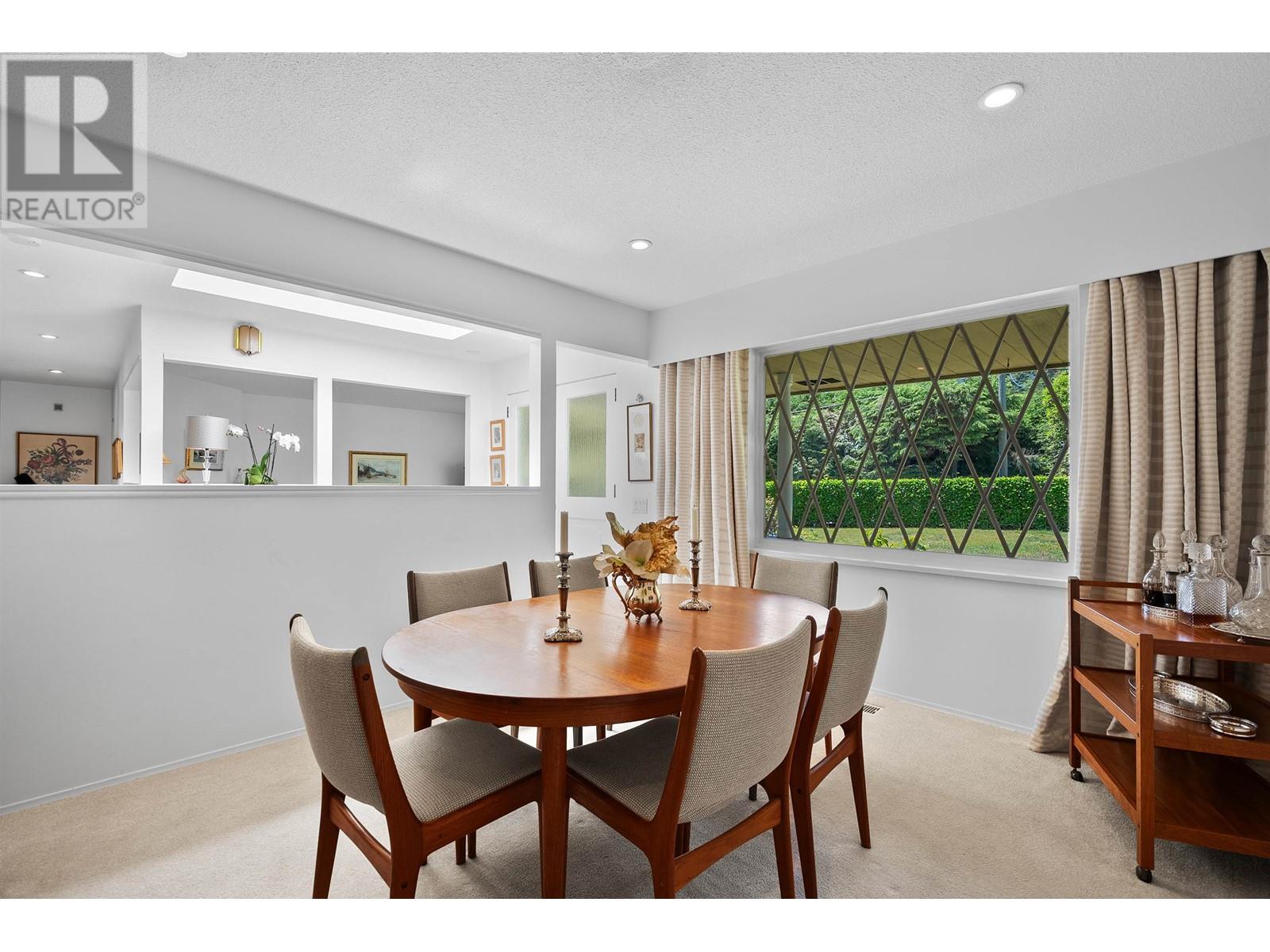 5749 Cranley Drive, West Vancouver, British Columbia  V7W 1S7 - Photo 11 - R2993370