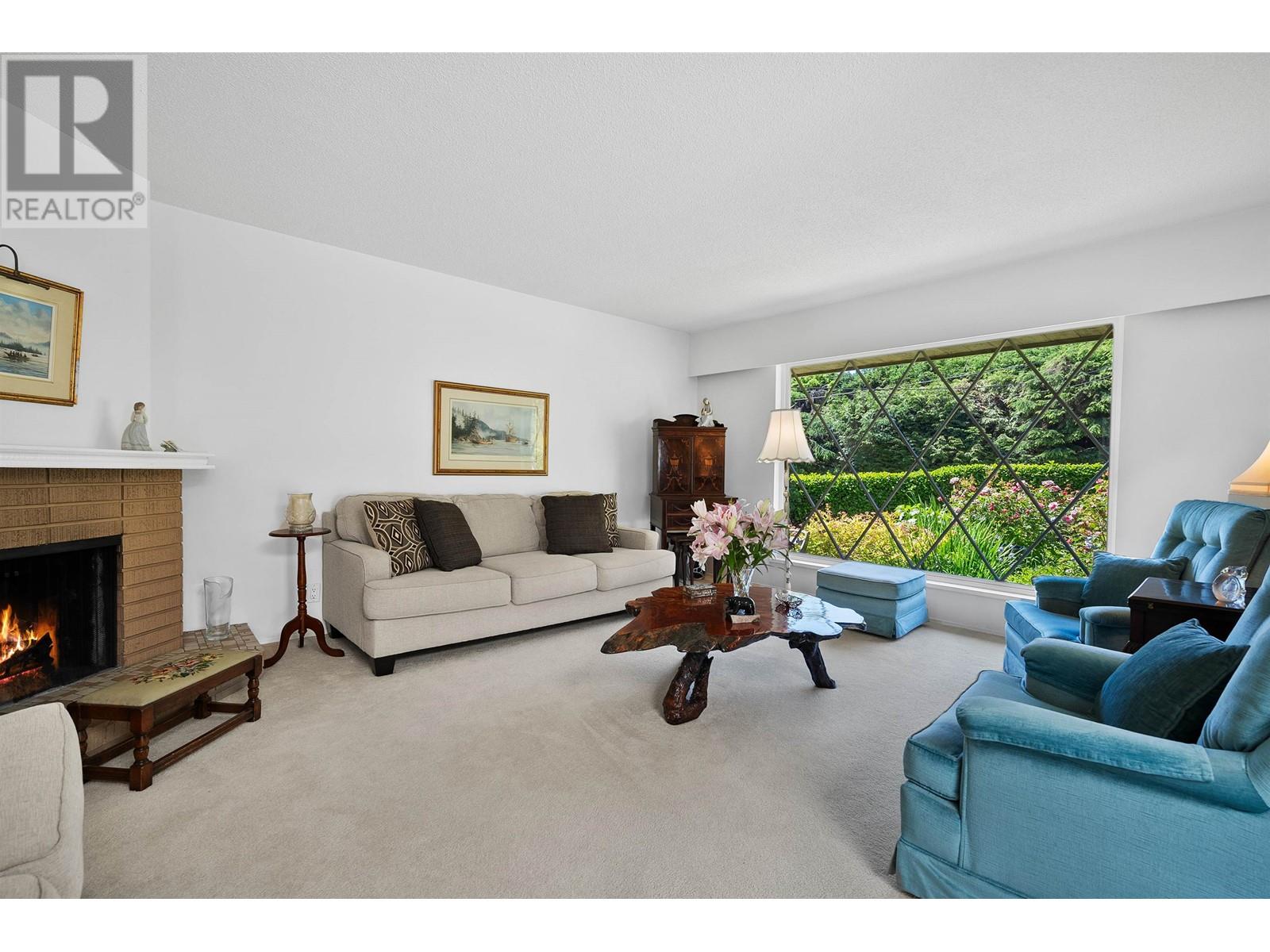 5749 Cranley Drive, West Vancouver, British Columbia  V7W 1S7 - Photo 9 - R2993370