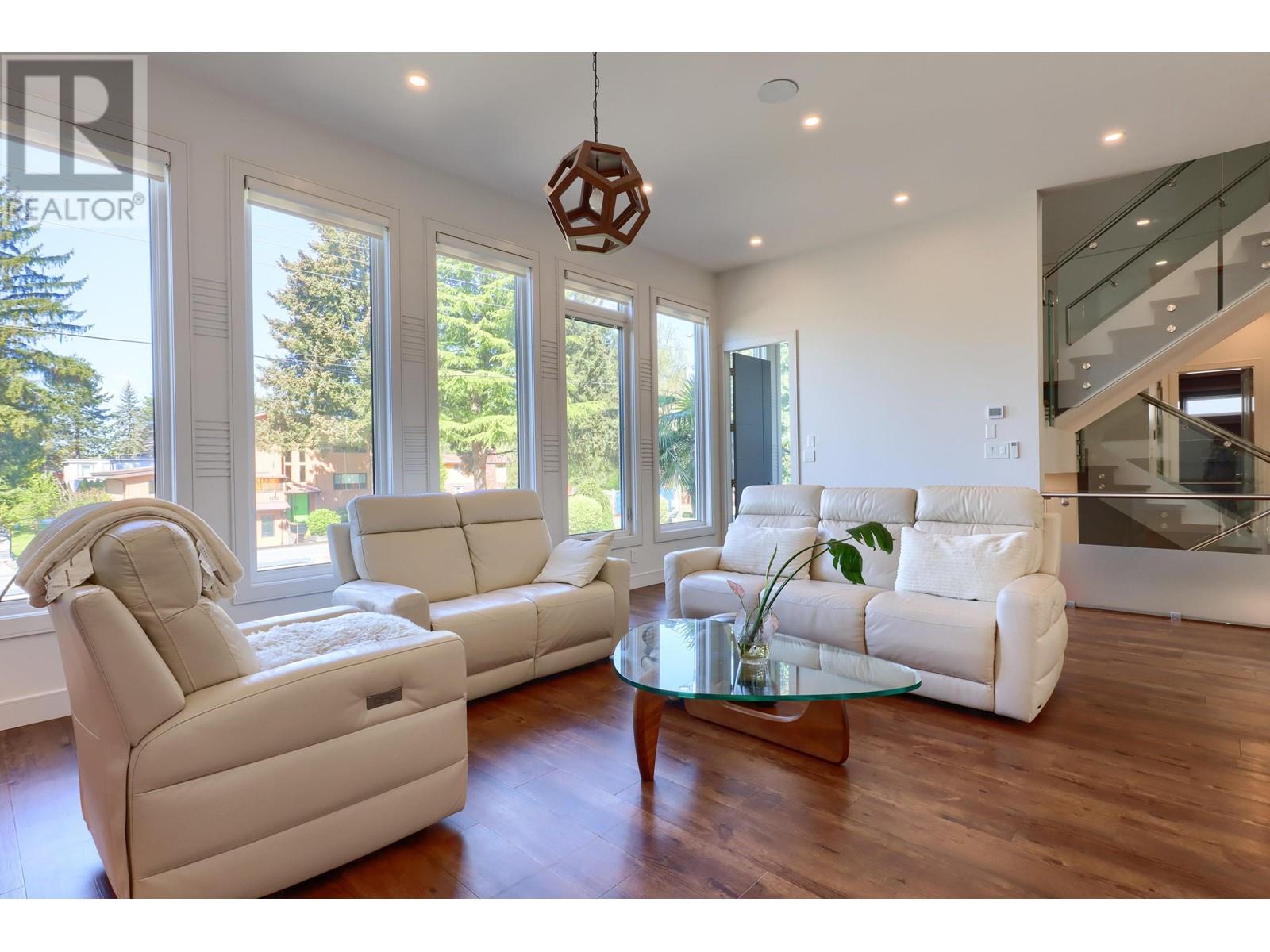 3580 Phillips Avenue, Burnaby, British Columbia  V5A 2W7 - Photo 9 - R2993411