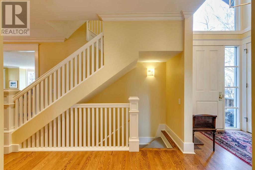 Property at 3628 6 Street SW image 4