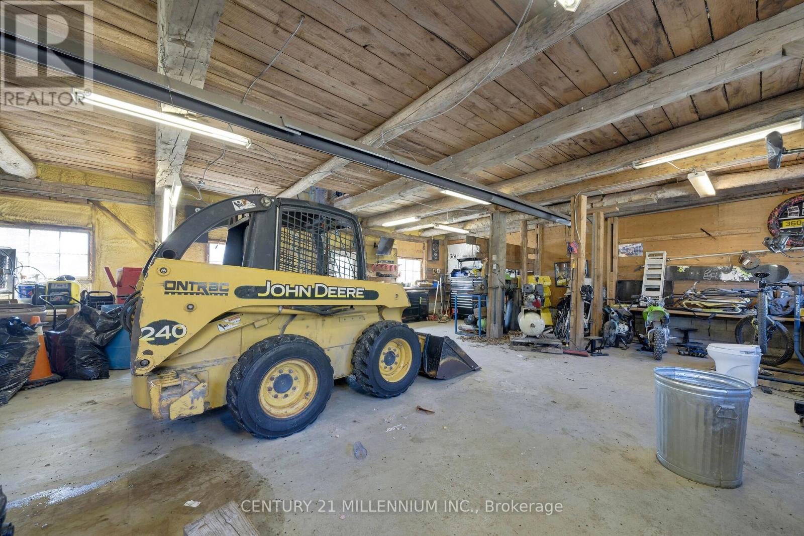 774 Charleston Side Road, Caledon, Ontario  L7K 0R2 - Photo 34 - W12086214
