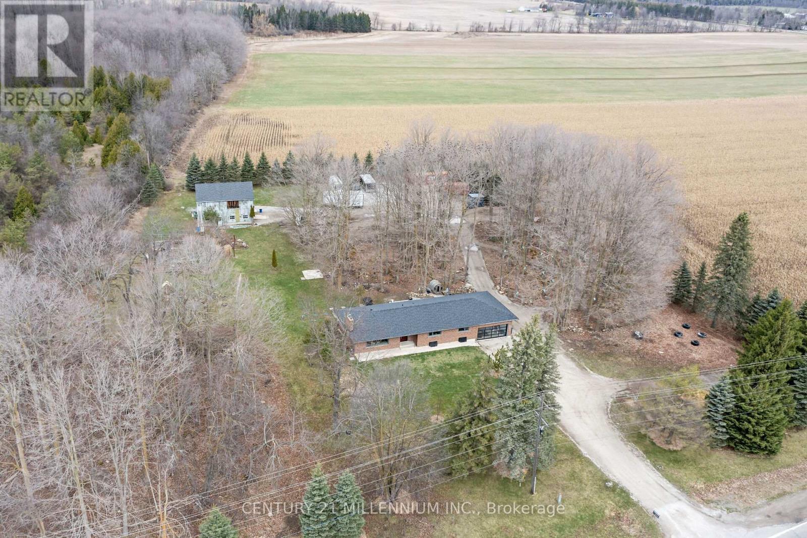 774 Charleston Side Road, Caledon, Ontario  L7K 0R2 - Photo 38 - W12086214