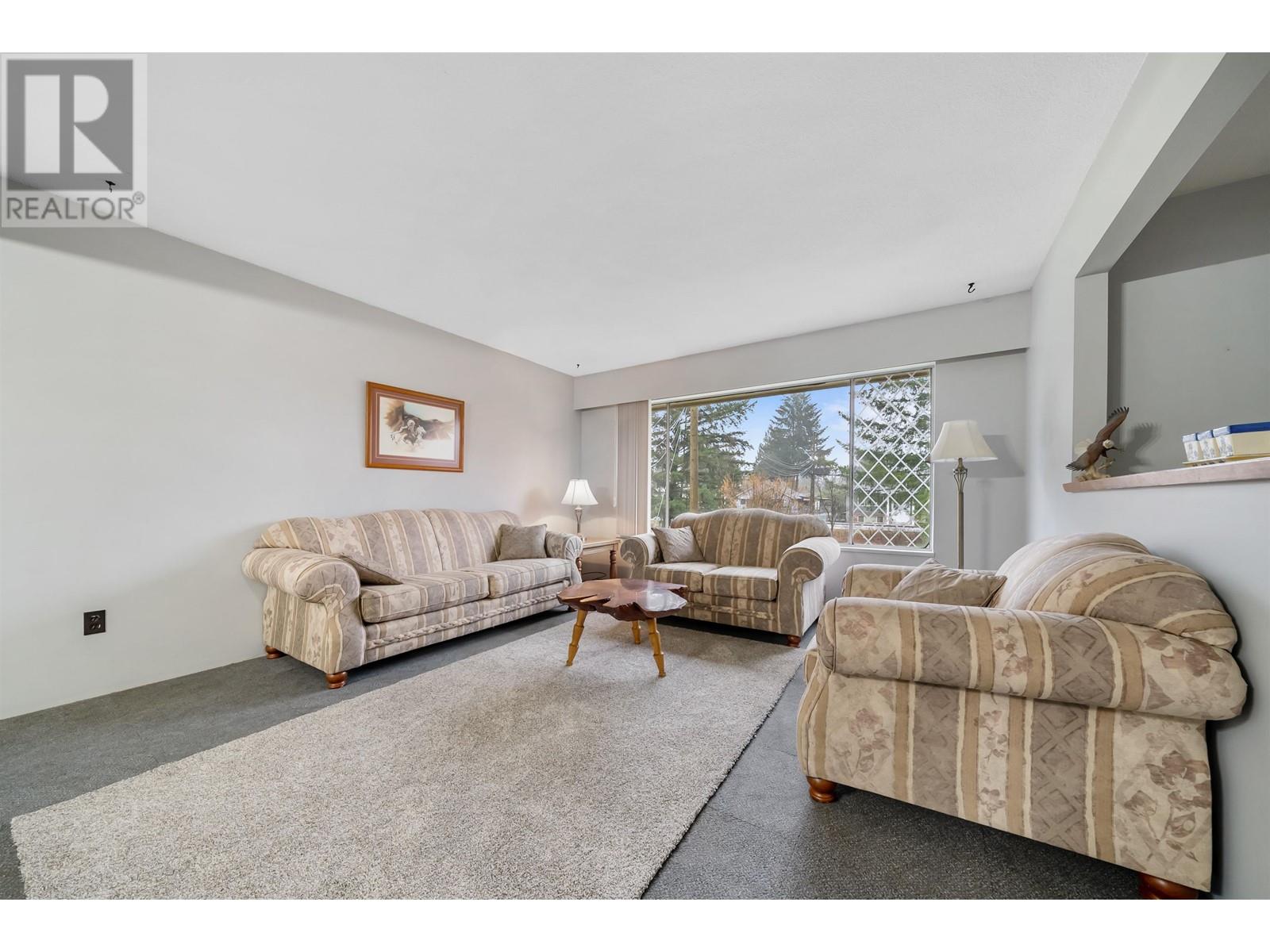 3745 Cedar Drive, Port Coquitlam, British Columbia  V3B 3E1 - Photo 11 - R2991566