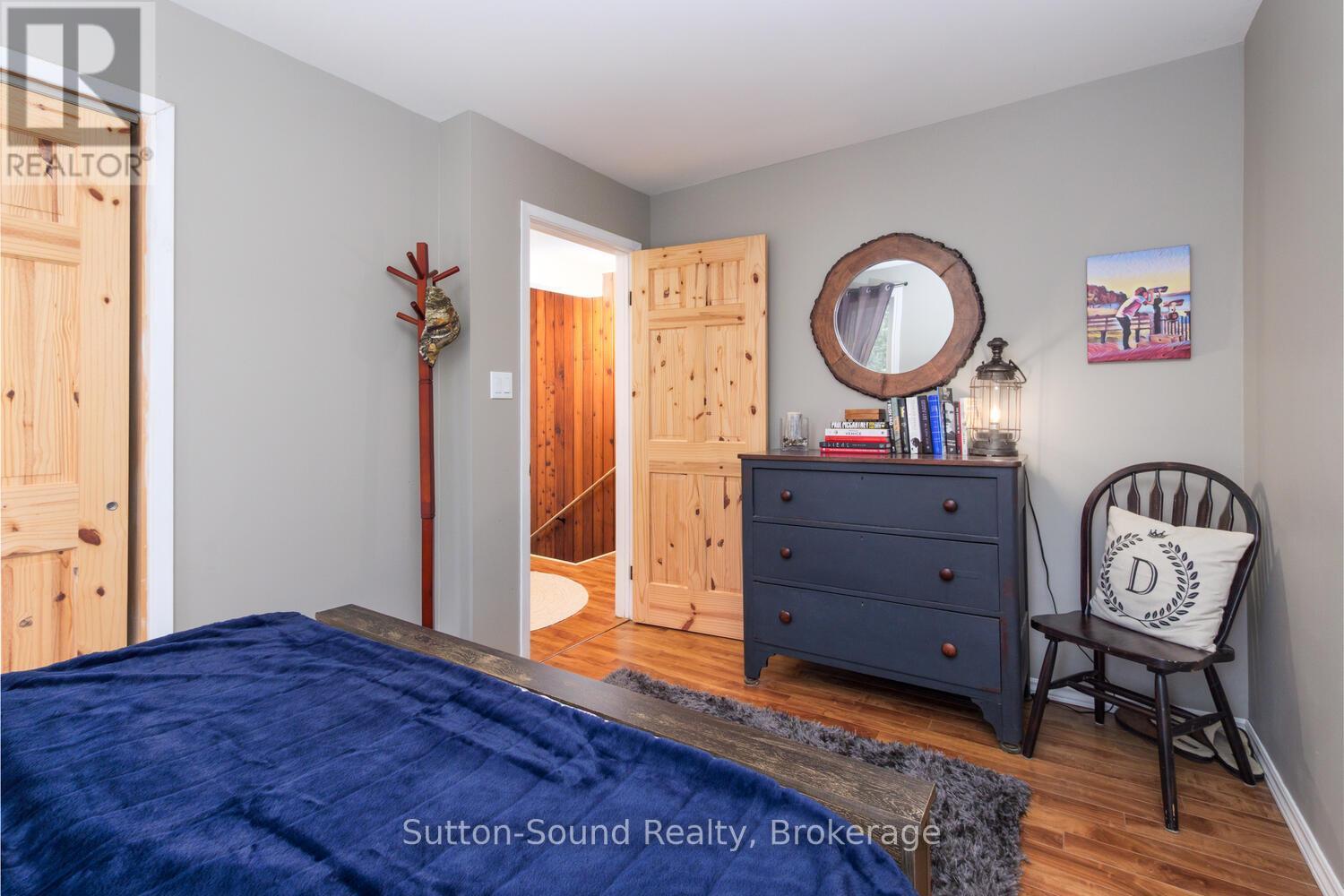 134 Lakeview Drive, Georgian Bluffs, Ontario  N0H 2T0 - Photo 24 - X12061249