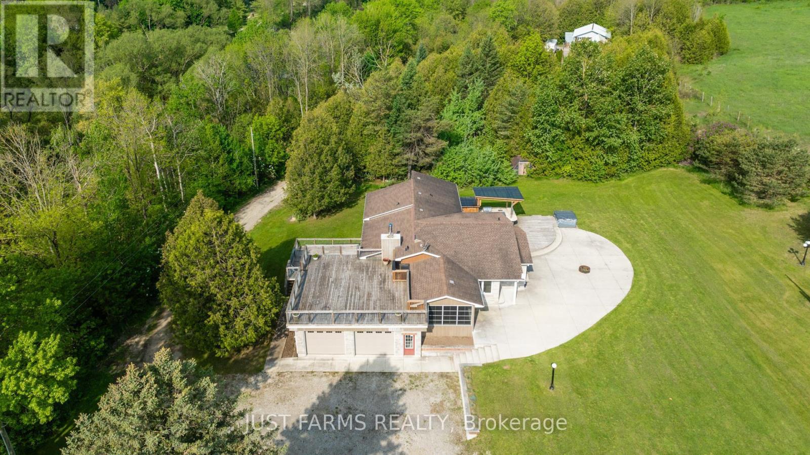 837 7th Avenue, Hanover, Ontario  N4N 2K3 - Photo 4 - X12098043