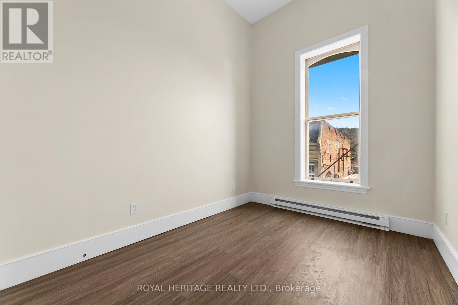 32 King Street E, Cavan Monaghan, Ontario  L0A 1G0 - Photo 27 - X12078984