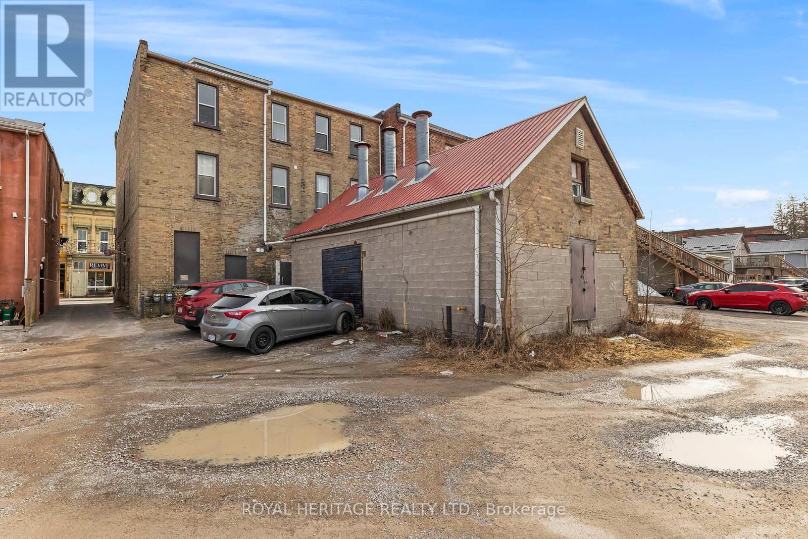 32 King Street E, Cavan Monaghan, Ontario  L0A 1G0 - Photo 6 - X12078984