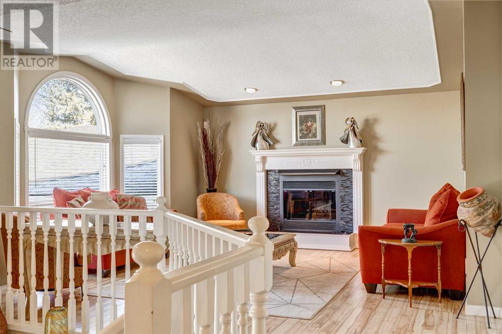 1088 East Chestermere Drive, Chestermere, Alberta  T1X 1A9 - Photo 5 - A2193768