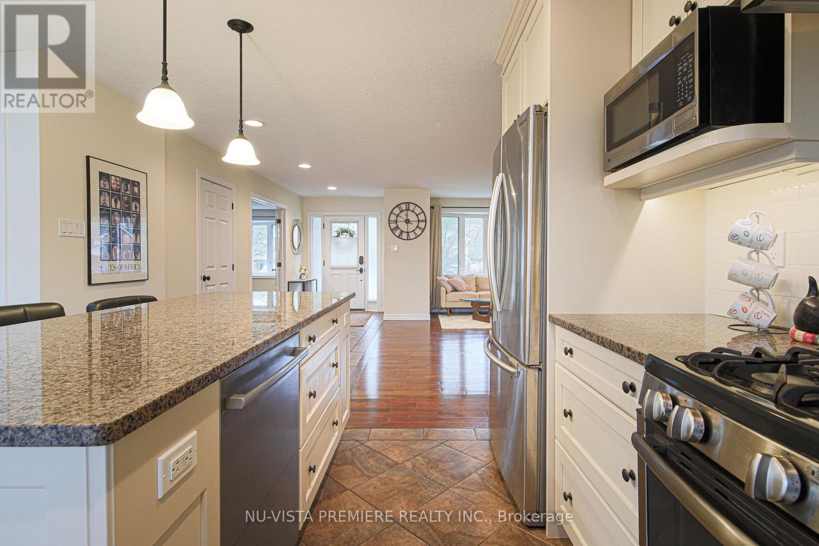 Photo 13 of 37 for 511 Melcrest Road