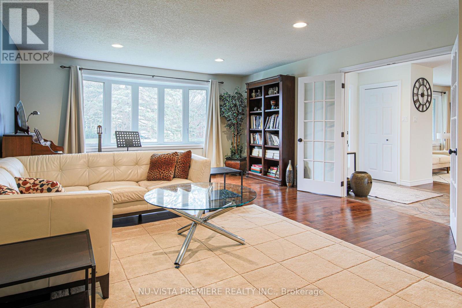 Photo 16 of 37 for 511 Melcrest Road