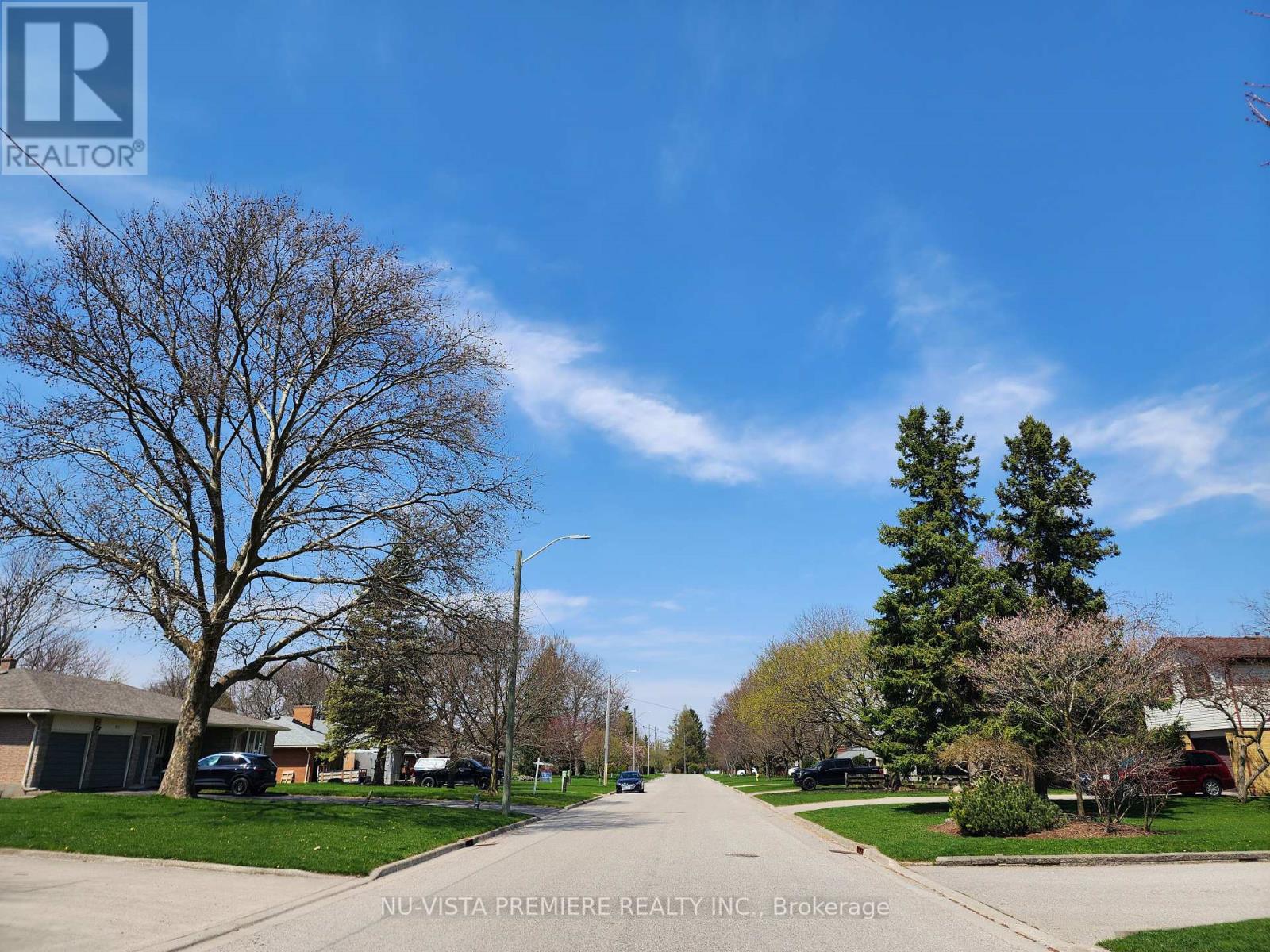 Photo 2 of 37 for 511 Melcrest Road