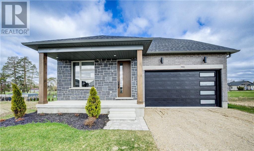 113 Bean Street, Harriston, Ontario  N0G 1Z0 - Photo 2 - 40720647