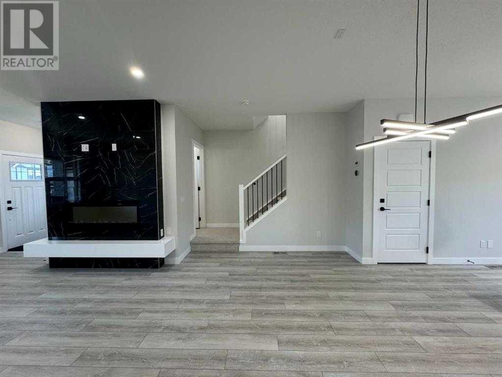 Property at 72 VERANDA Boulevard SW image 5