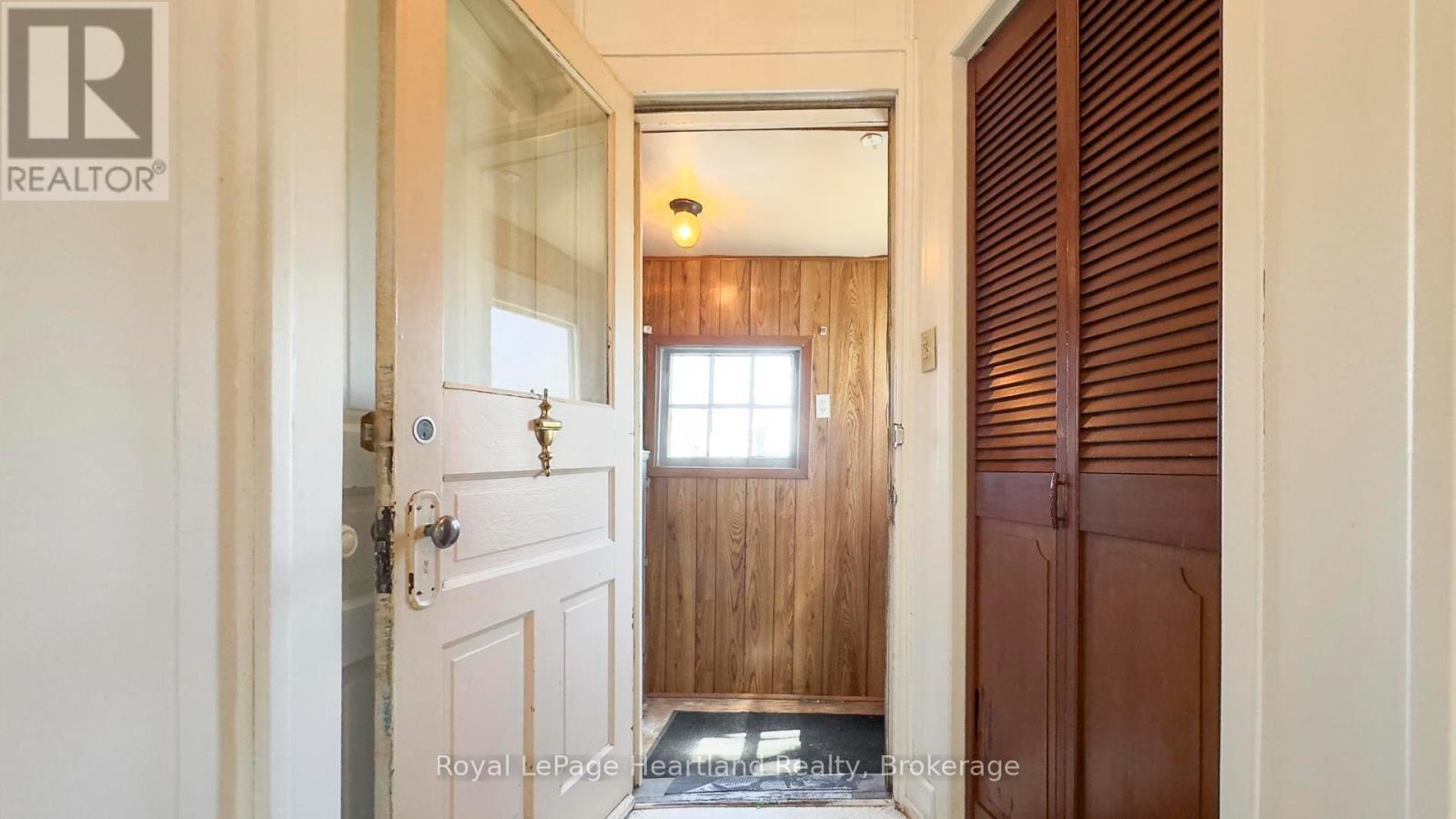 136 Cambria Road N, Goderich, Ontario  N7A 2P8 - Photo 15 - X12099299
