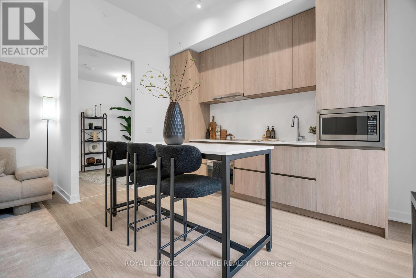 Property at 81 SHUTER STREET image 5