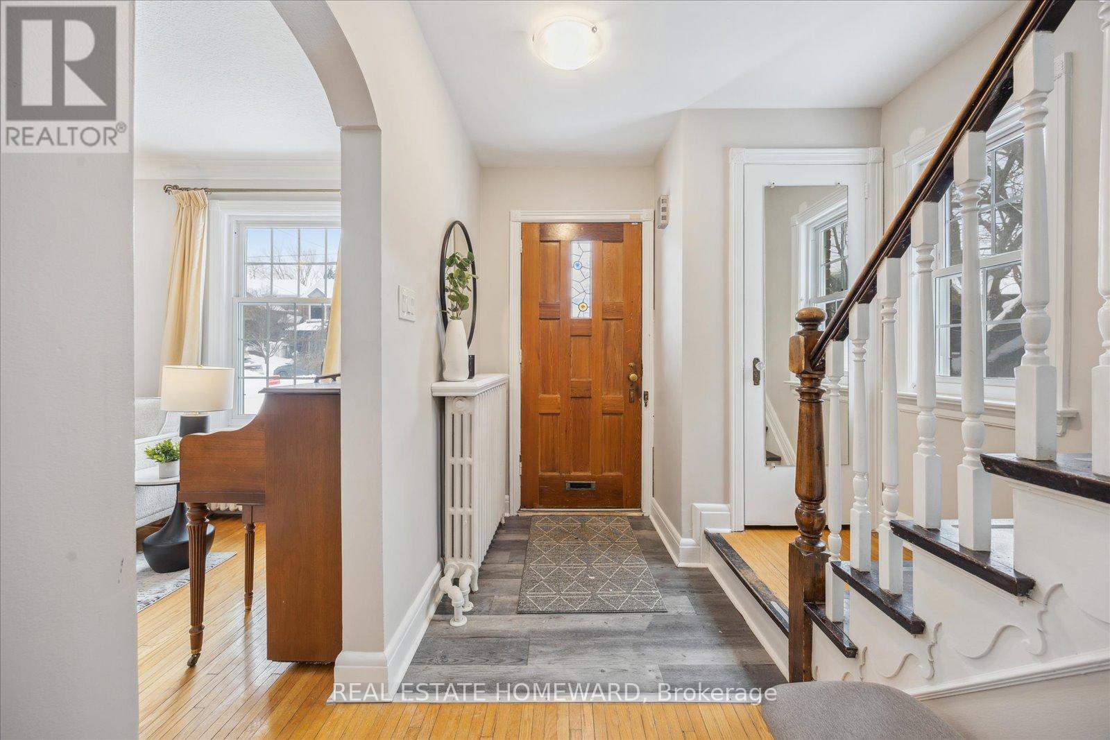 Property at 51 EDGECOMBE AVENUE image 3