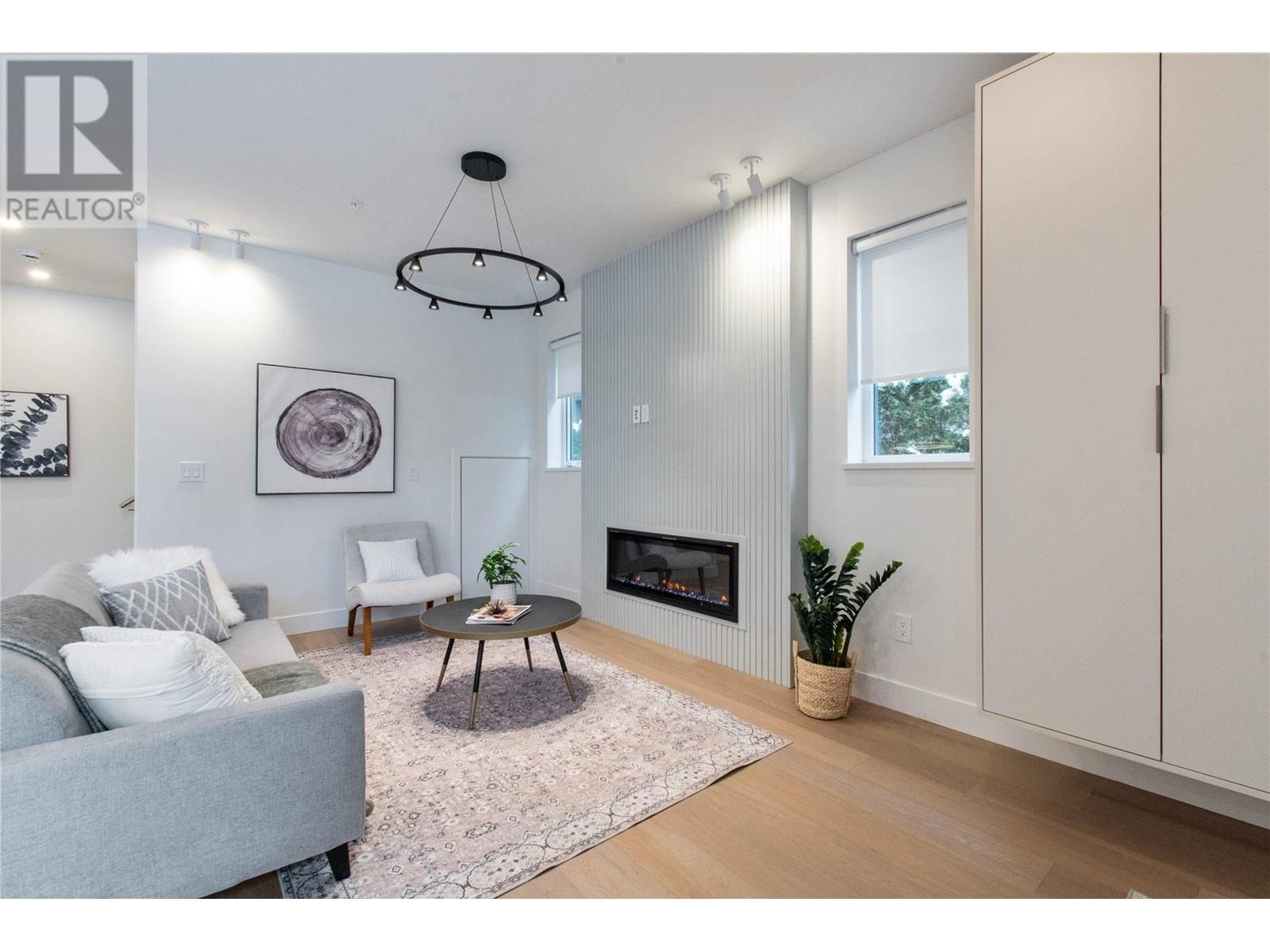 1 2169 Charles Street, Vancouver, British Columbia  V5L 2H8 - Photo 9 - R2993282