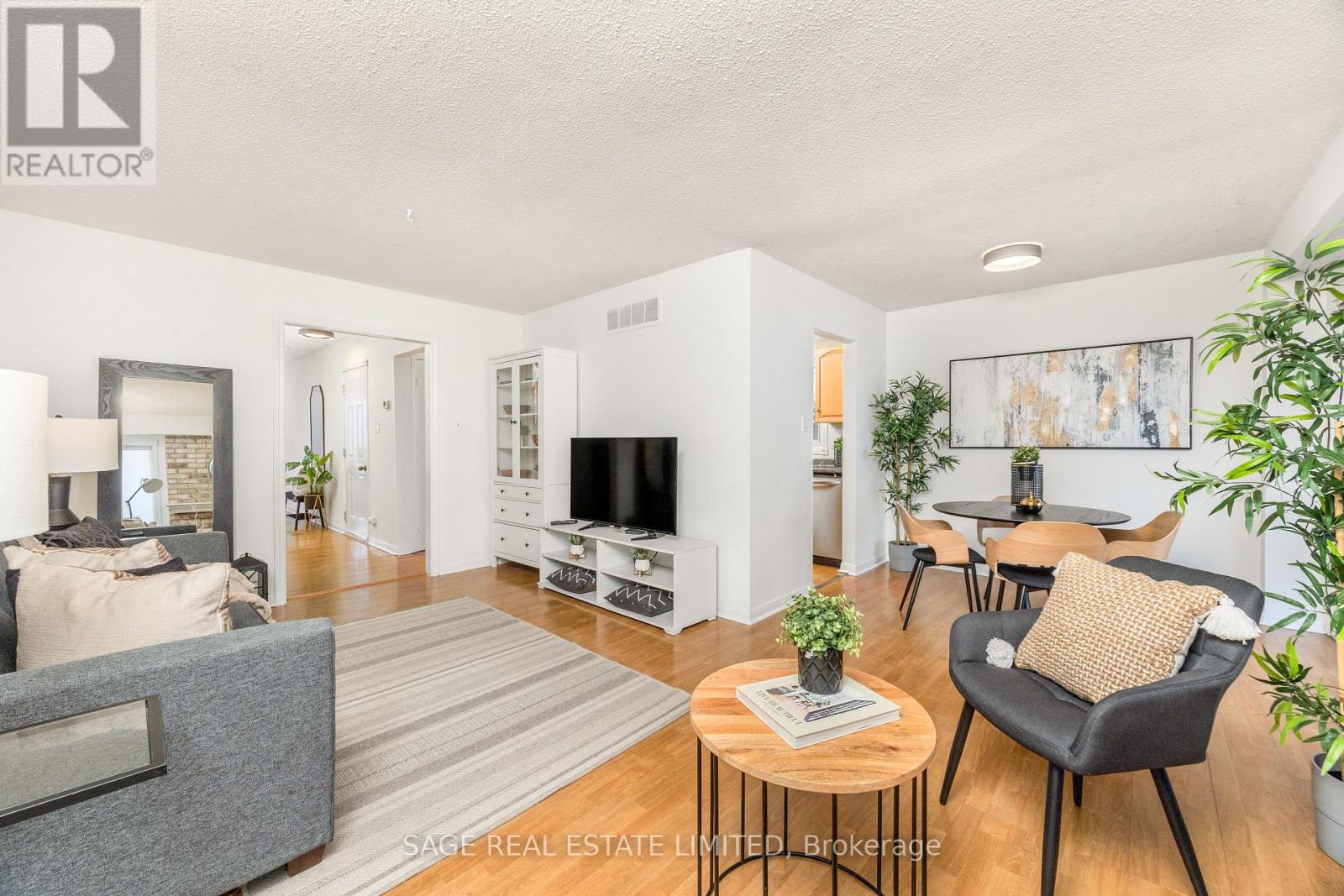 Property at 9 REGINALD CRESCENT image 4