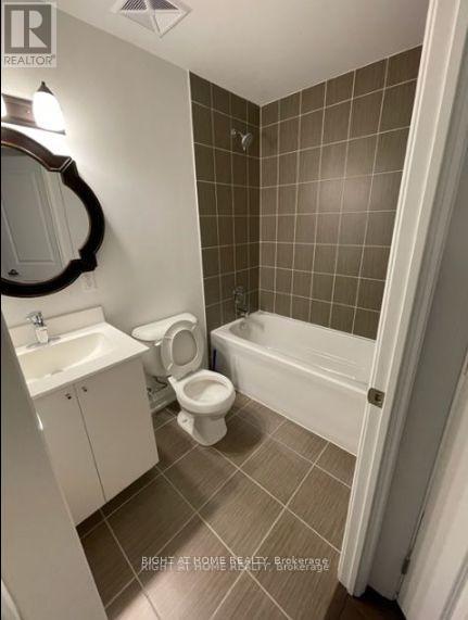 702 - 5309 Highway 7, Vaughan, Ontario  L4L 1T3 - Photo 8 - N12099241