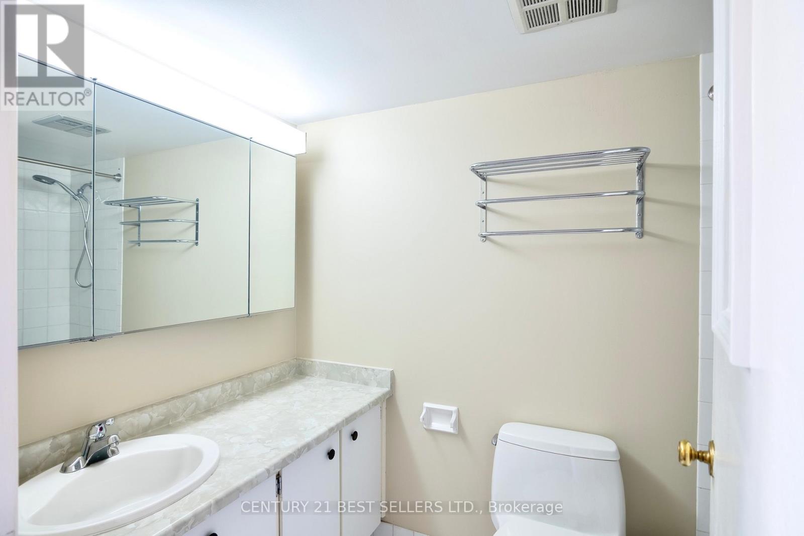 1803 - 3650 Kaneff Crescent, Mississauga, Ontario  L5A 4A1 - Photo 10 - W12099205
