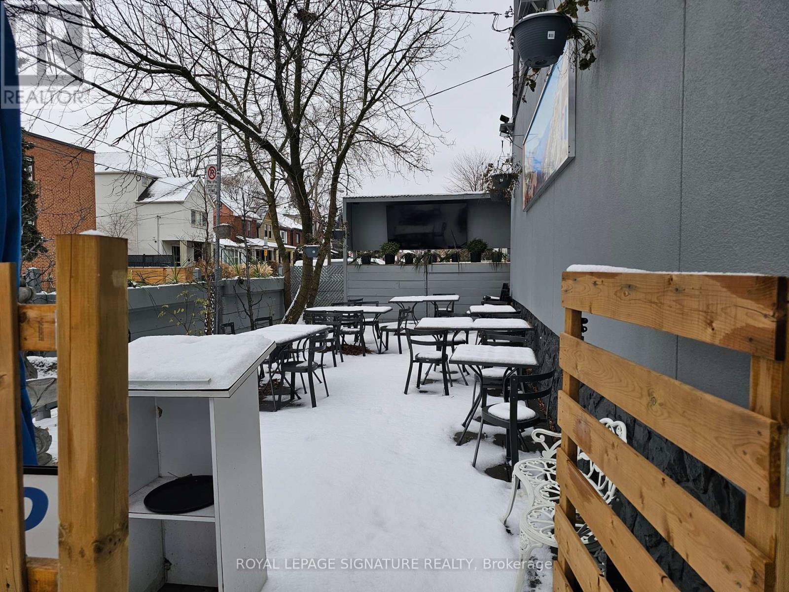 425 Jane Street, Toronto, Ontario  M6S 3Z7 - Photo 21 - W12099313