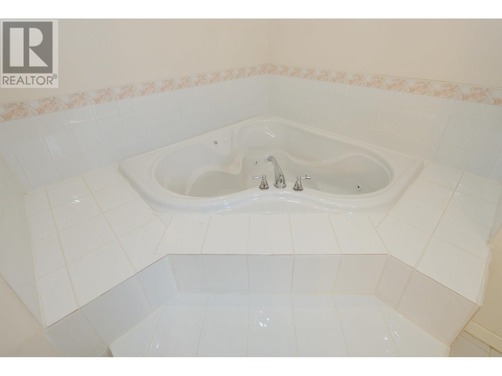 5609 Wilson Court, Richmond, British Columbia  V6V 2P1 - Photo 30 - R2993283