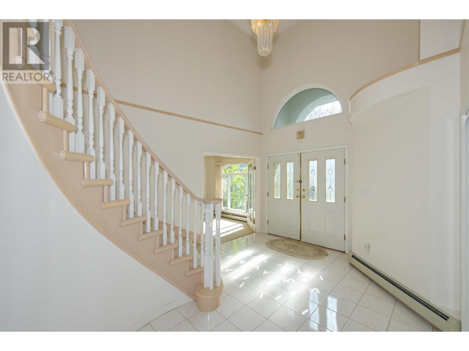 5609 Wilson Court, Richmond, British Columbia  V6V 2P1 - Photo 5 - R2993283