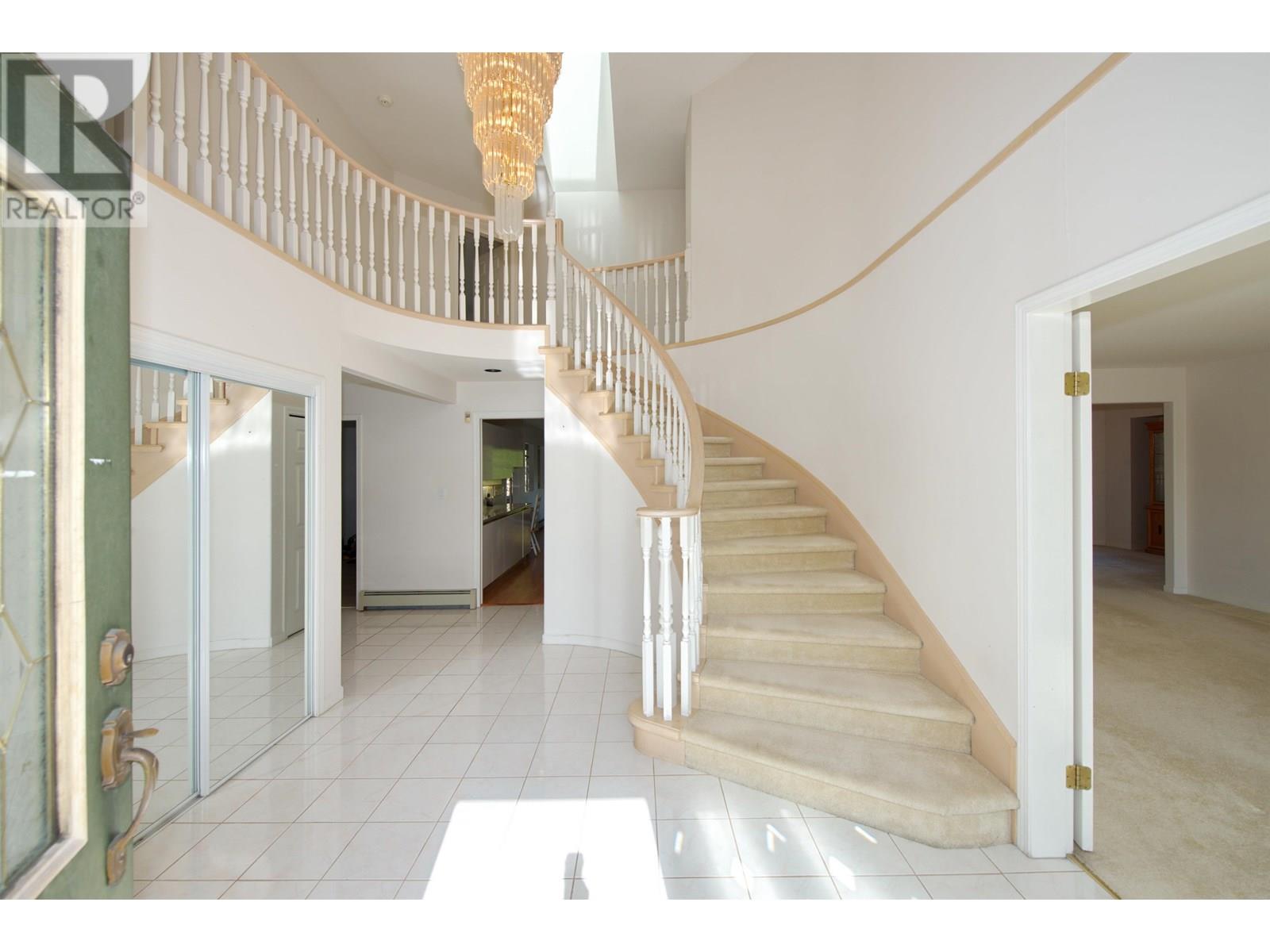 5609 Wilson Court, Richmond, British Columbia  V6V 2P1 - Photo 3 - R2993283