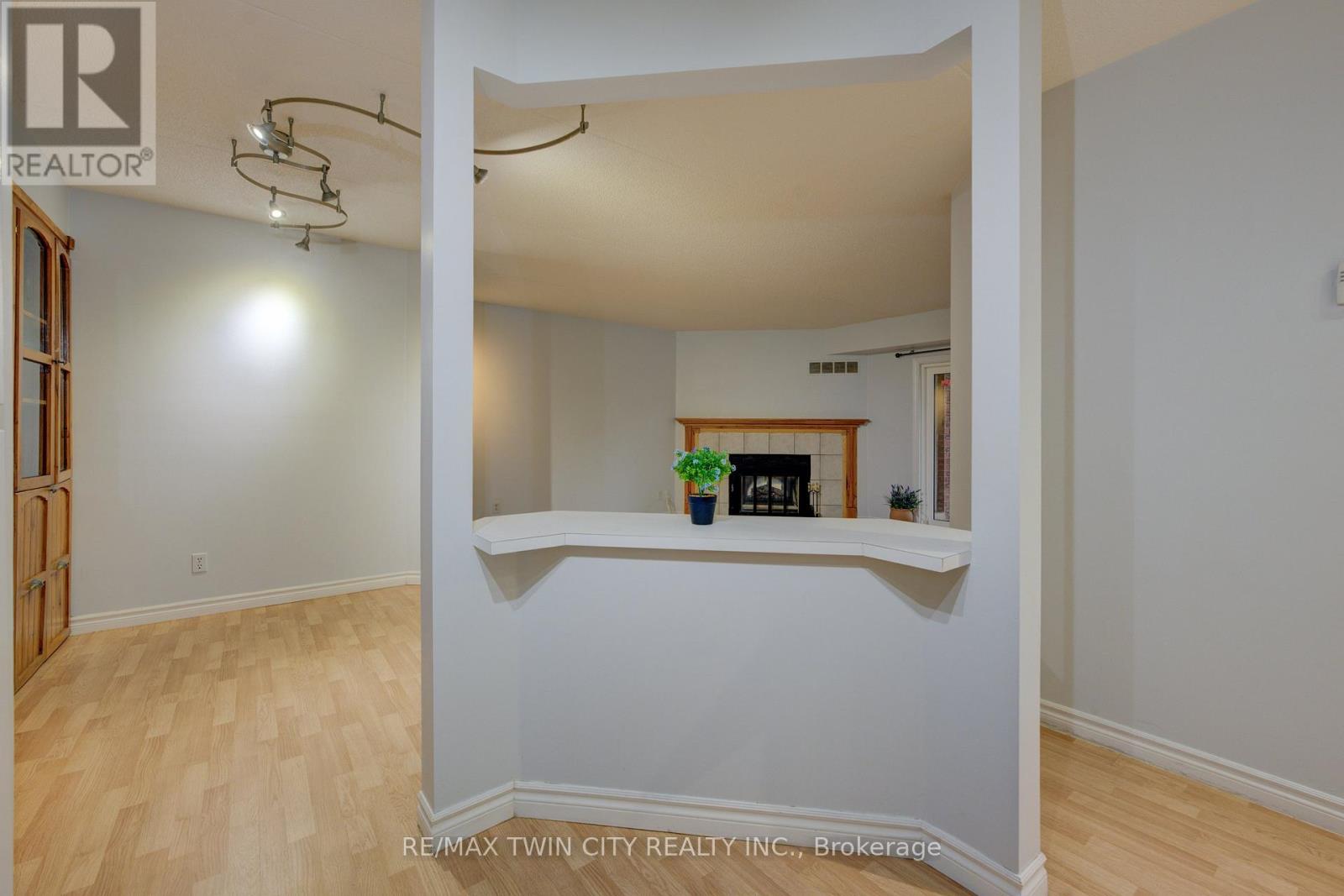 25 - 3085 Kingsway Drive, Kitchener, Ontario  N2C 2P1 - Photo 10 - X12099215