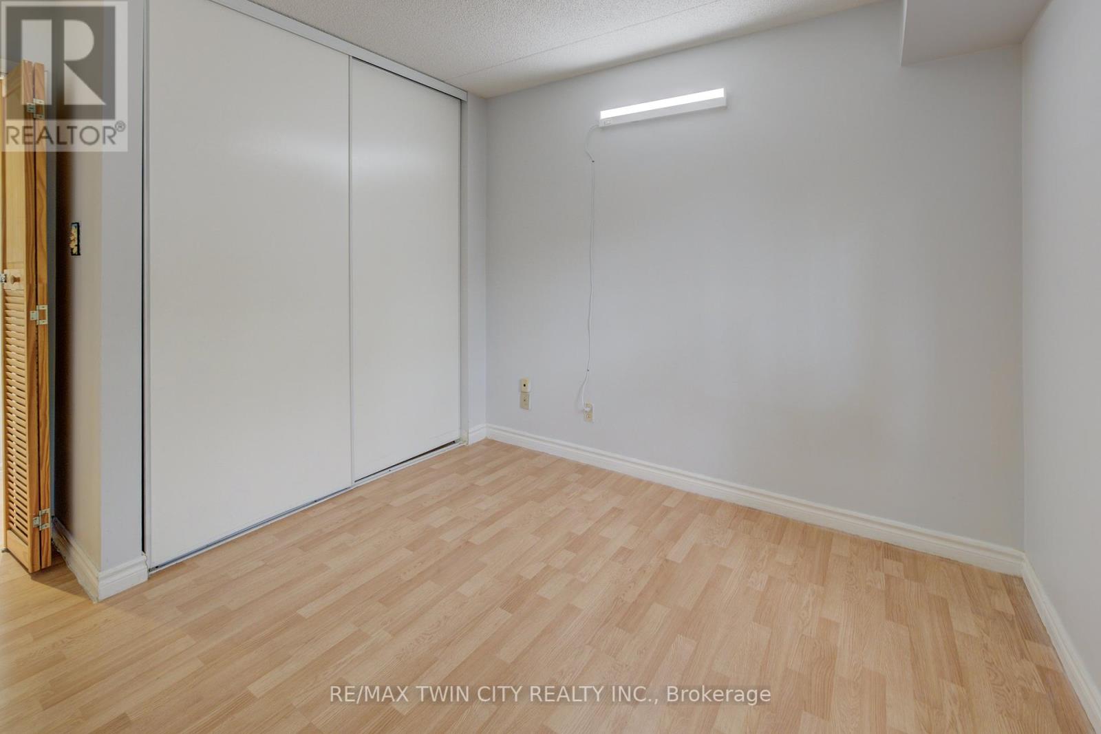 25 - 3085 Kingsway Drive, Kitchener, Ontario  N2C 2P1 - Photo 15 - X12099215