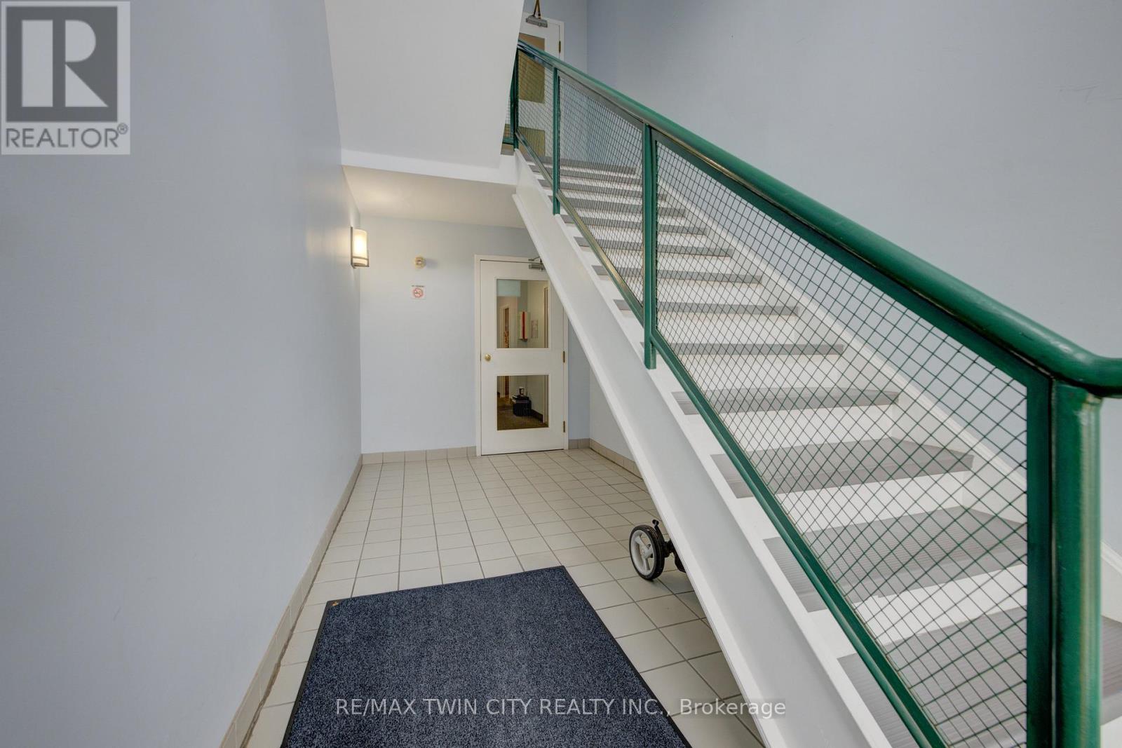 25 - 3085 Kingsway Drive, Kitchener, Ontario  N2C 2P1 - Photo 25 - X12099215