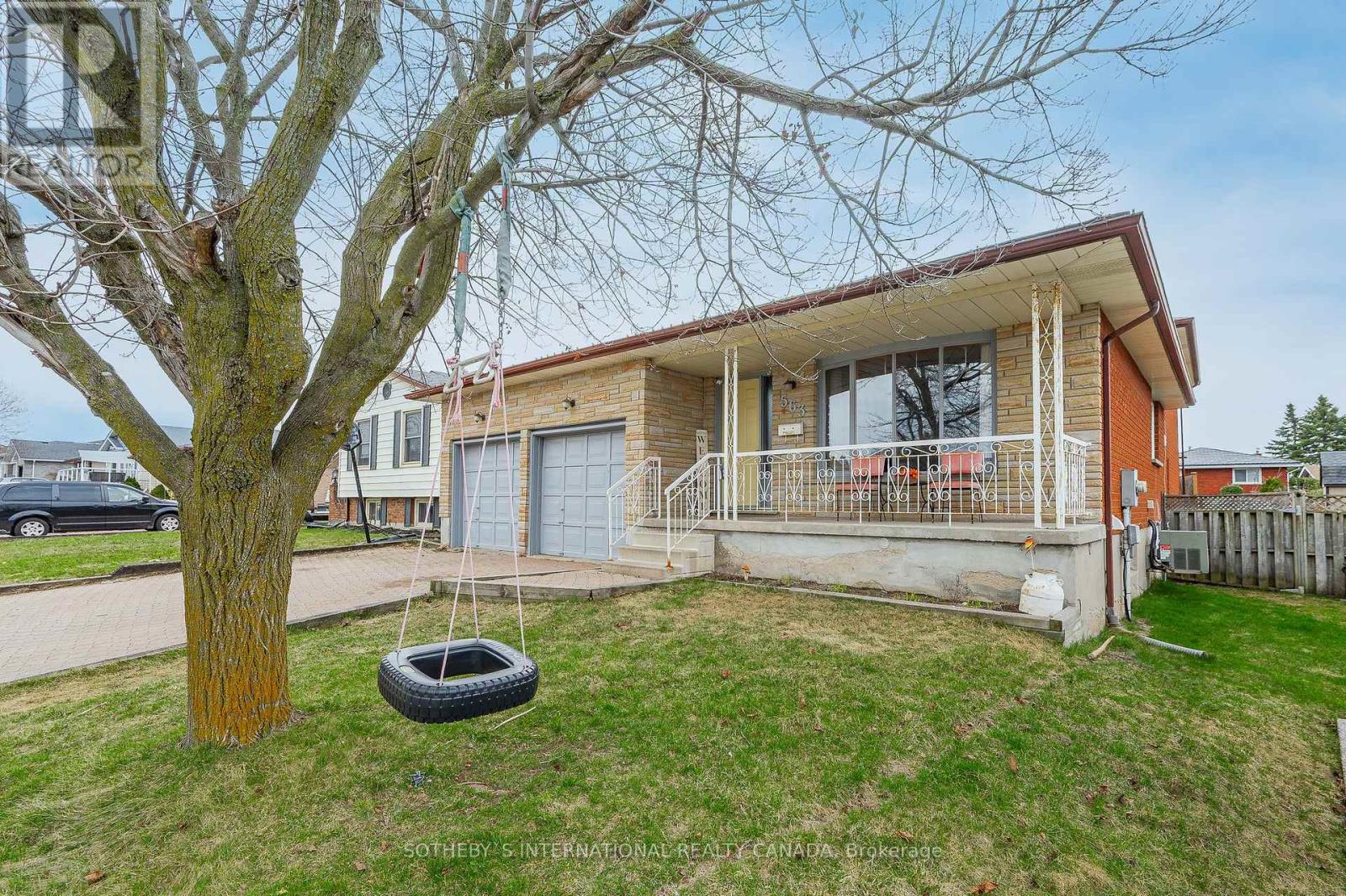 Property at 563 CHAMPLAIN BOULEVARD image 2