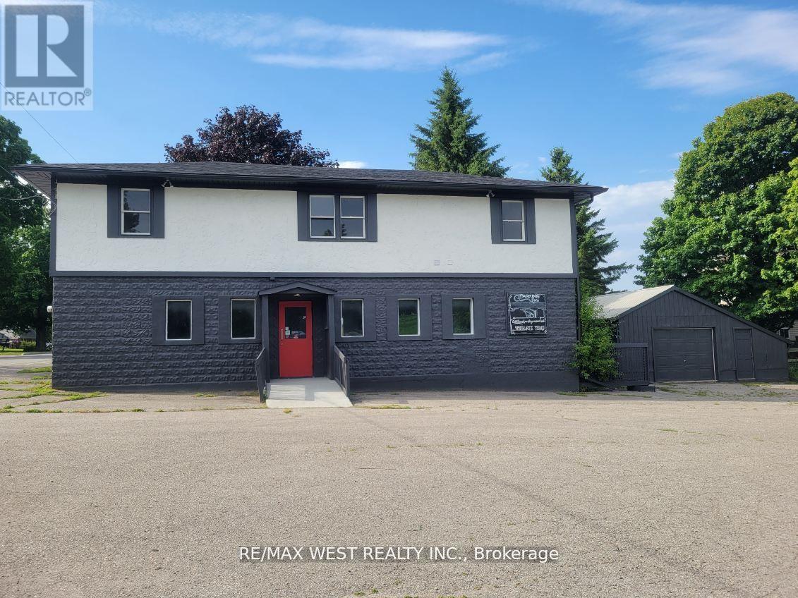 8642 LANDER ROAD, Hamilton Township, Ontario