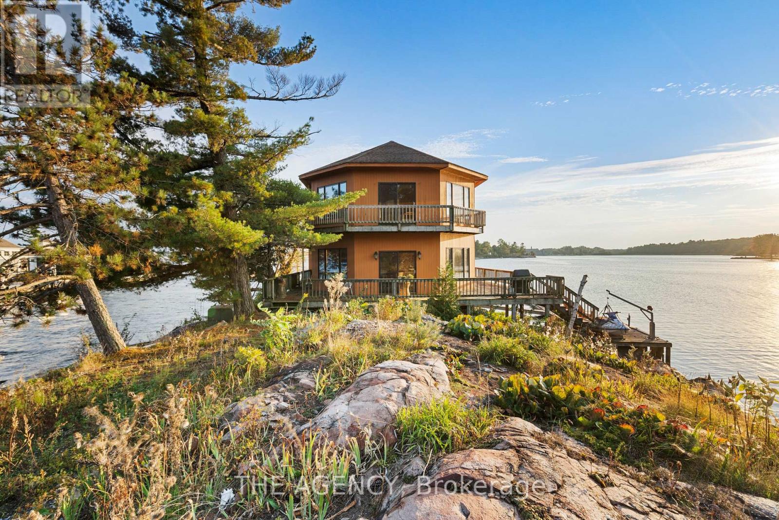 222201 St Mary's Island, Alexandria Bay, Ontario    - Photo 16 - X12099343