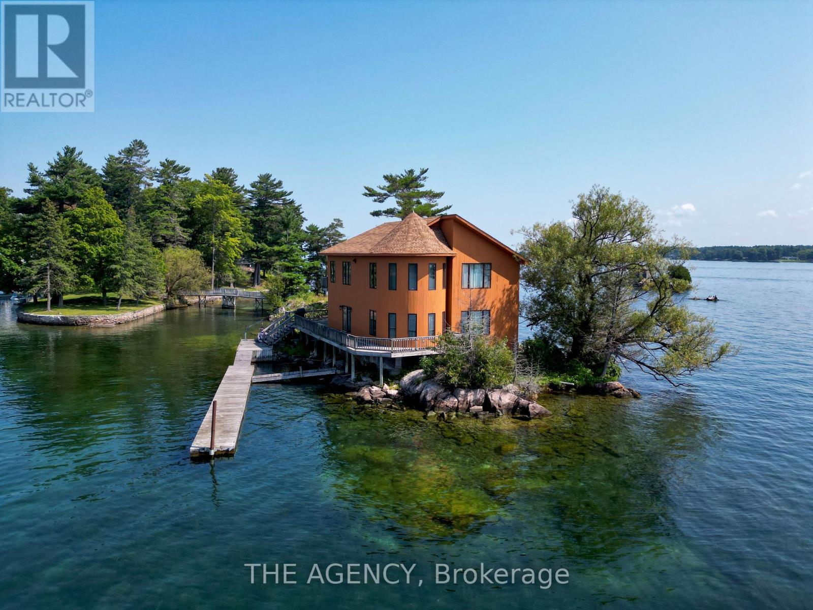 222201 St Mary's Island, Alexandria Bay, Ontario    - Photo 2 - X12099343