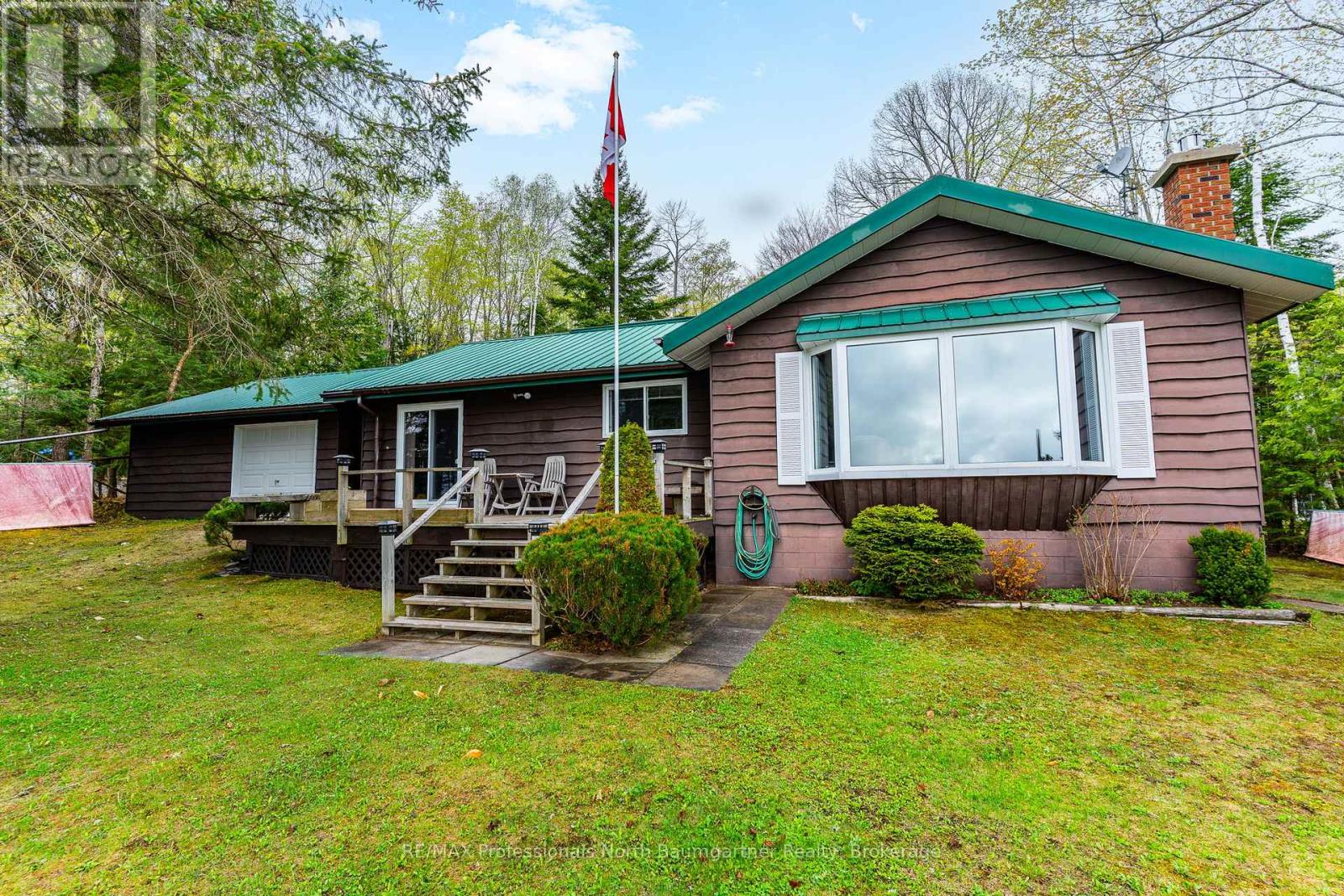 6258 Haliburton Lake Road, Dysart Et Al, Ontario  K0M 1S0 - Photo 42 - X12074153