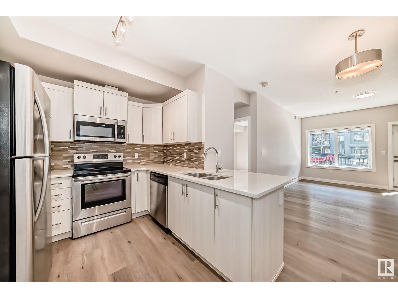Property at #126 560 GRIESBACH PARADE PR NW image 3