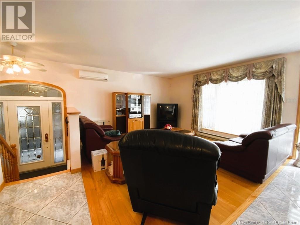 Property at 7 Clavette Street image 3