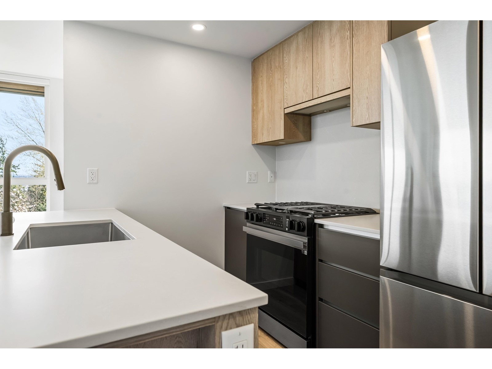 503 19577 65b Avenue, Surrey, British Columbia  V4N 6Y3 - Photo 10 - R2993551