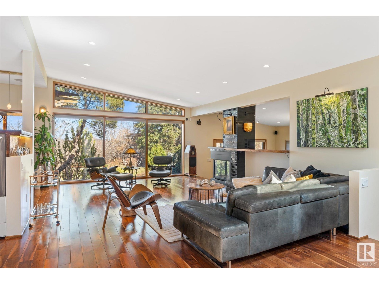 Property at 7808 ROWLAND RD NW image 3
