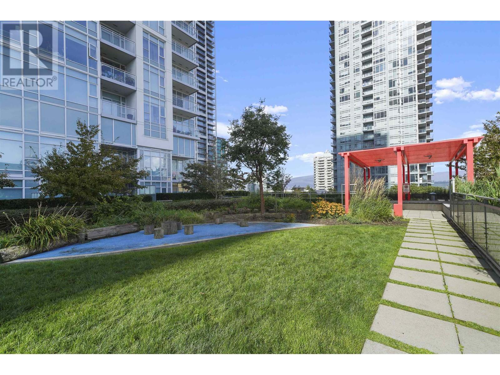 3810 4670 Assembly Way, Burnaby, British Columbia  V5H 0H3 - Photo 3 - R2993531