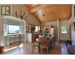 6508 Lynnwood Court, Sechelt, Ca