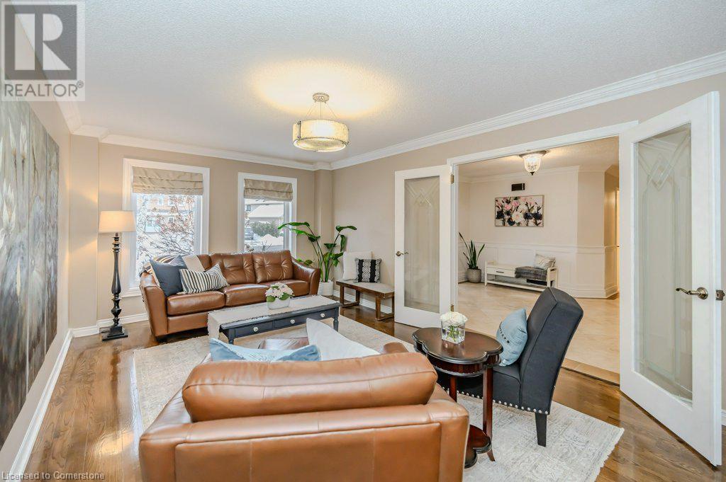 Property at 667 BURNETT Avenue image 4