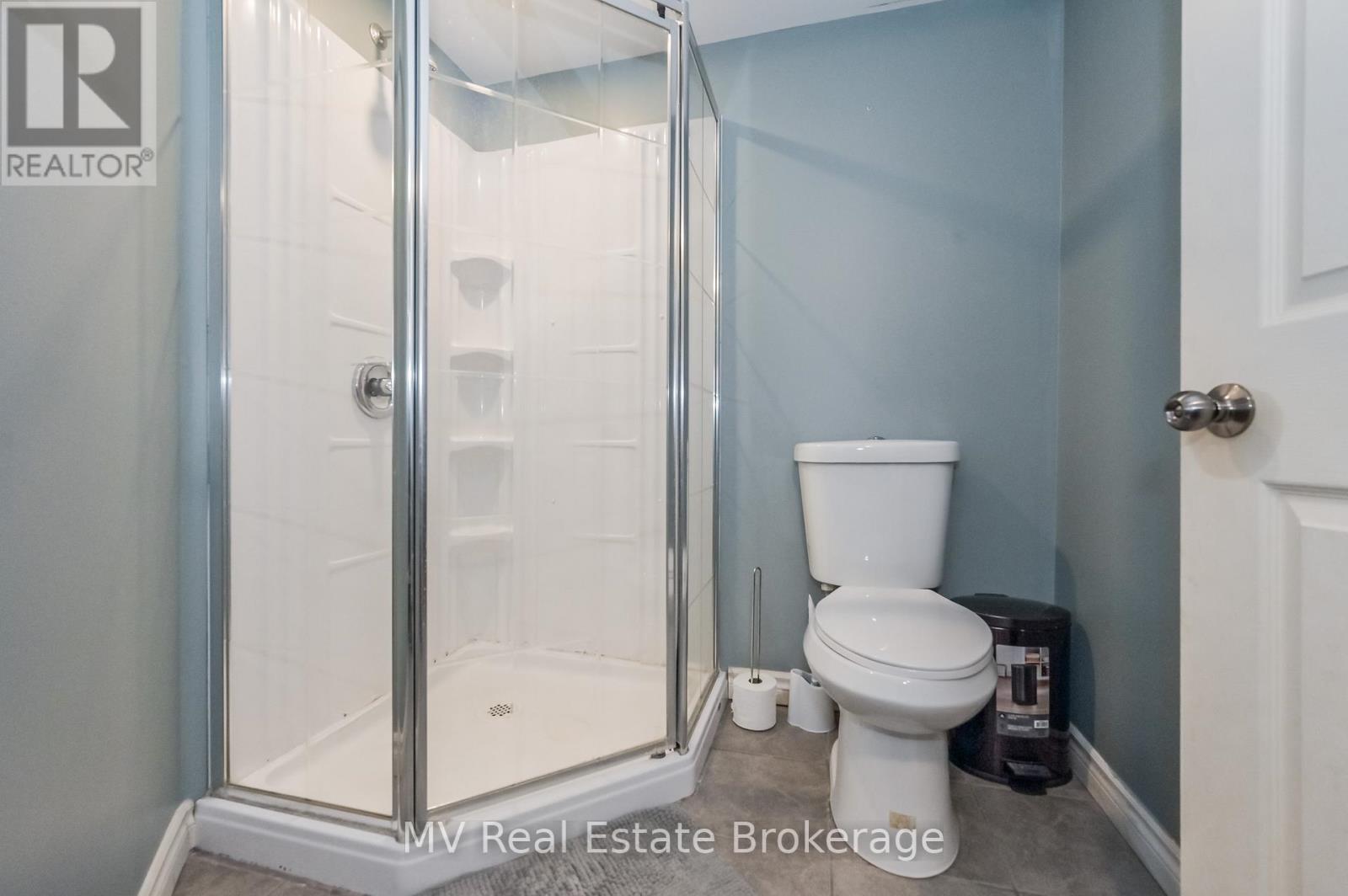 284 Millburn Boulevard, Centre Wellington, Ontario  N1M 3S3 - Photo 41 - X12099396