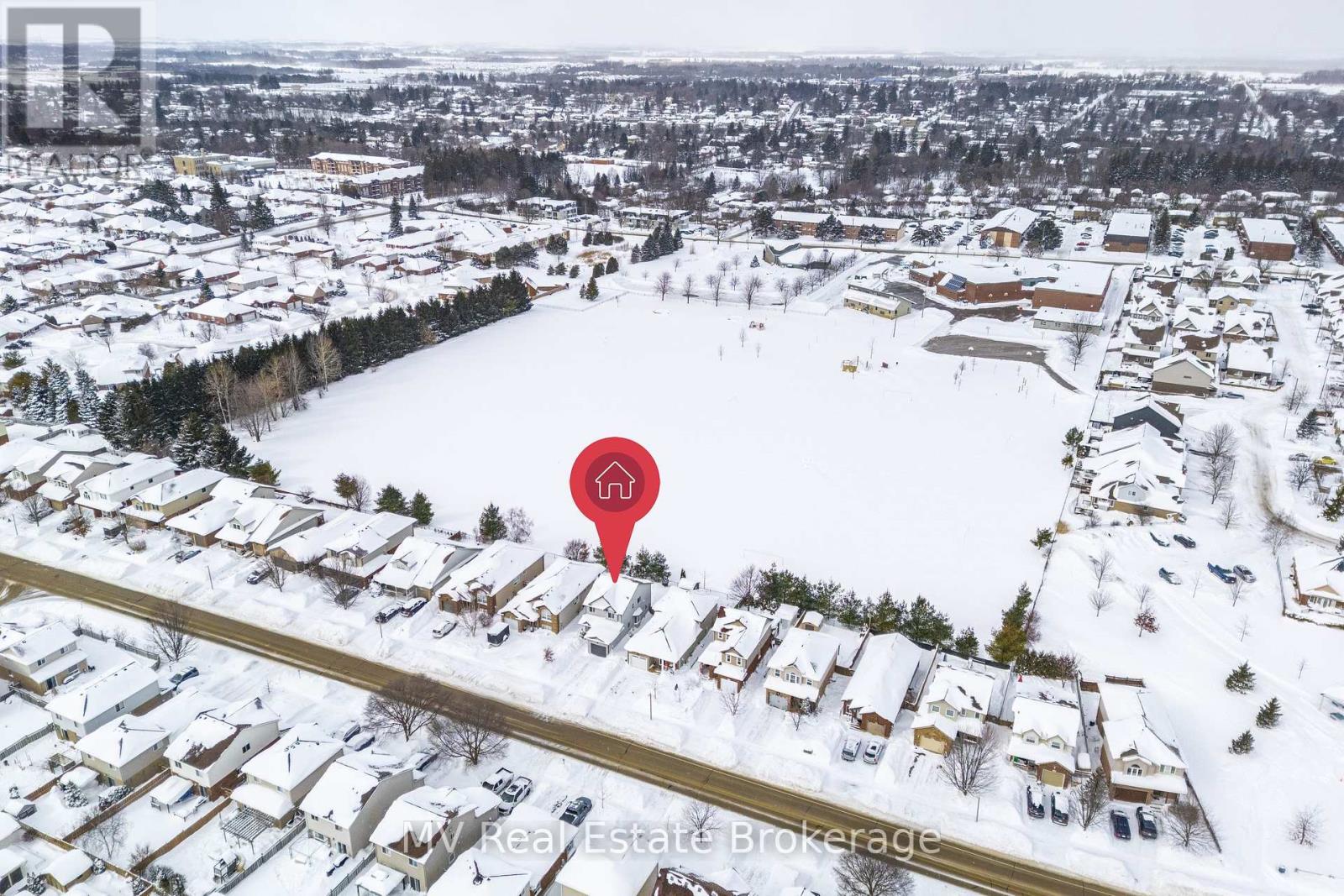 284 Millburn Boulevard, Centre Wellington, Ontario  N1M 3S3 - Photo 42 - X12099396