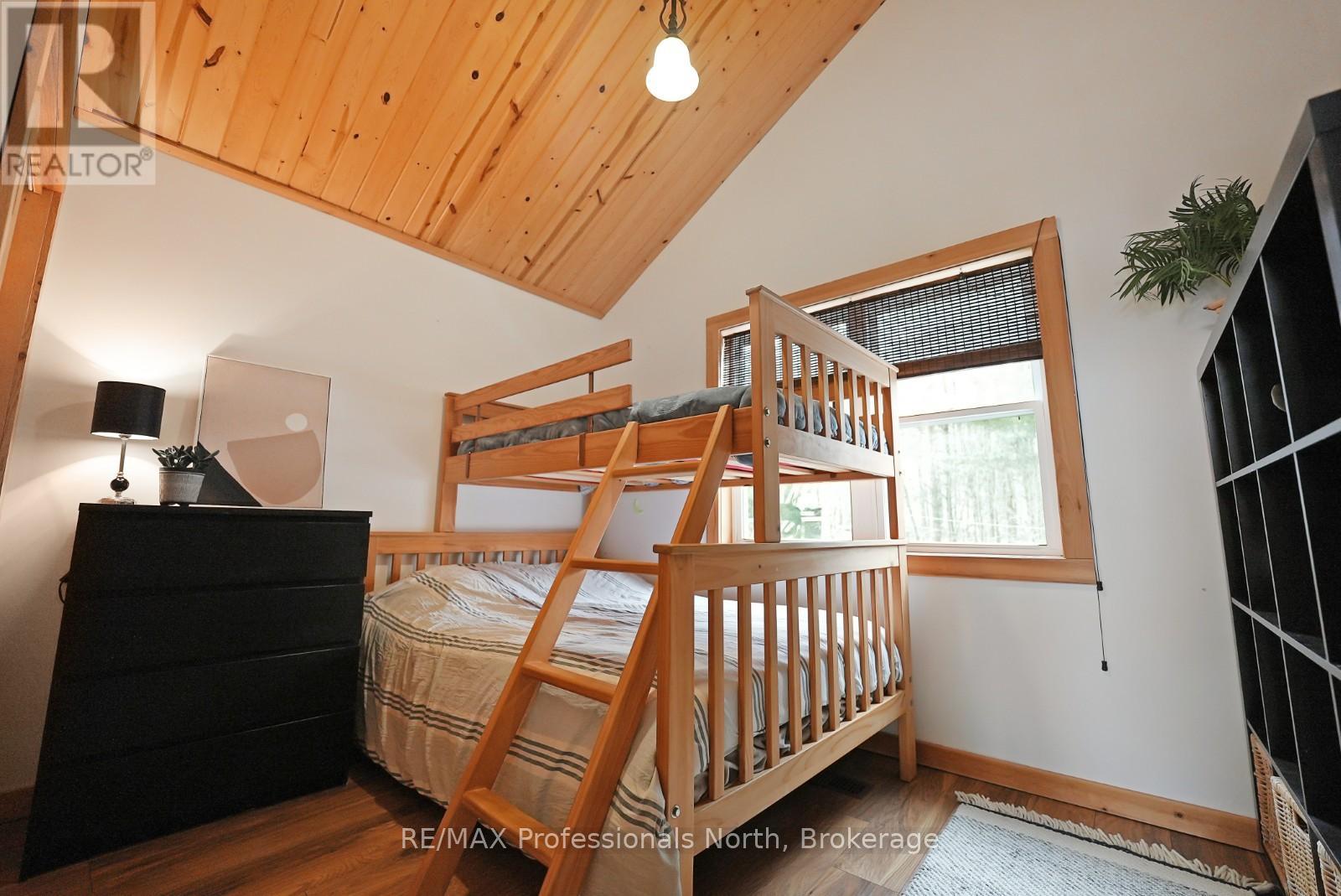 1055 Dark Lake Road, Highlands East, Ontario  K0L 3C0 - Photo 22 - X12099429