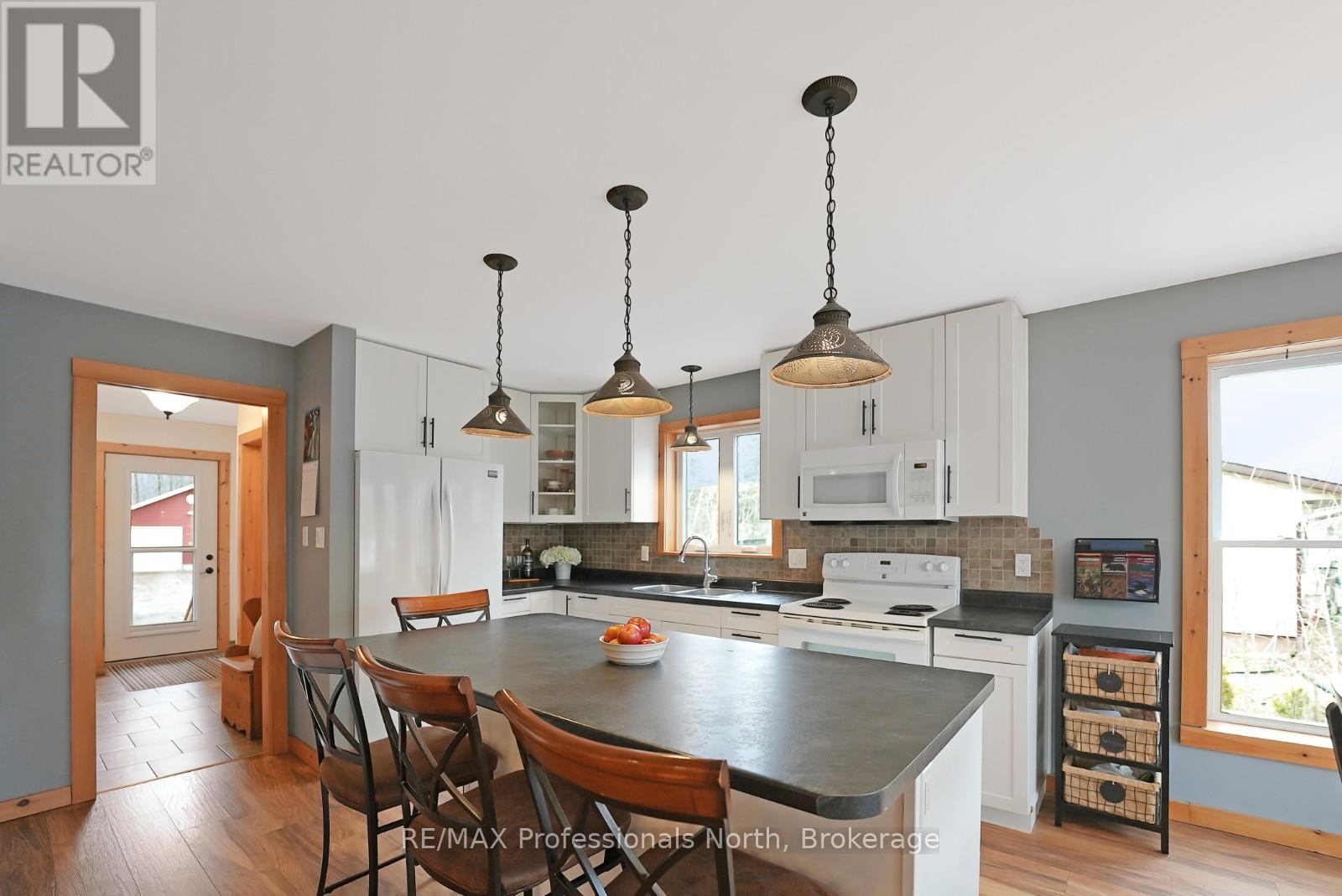 1055 Dark Lake Road, Highlands East, Ontario  K0L 3C0 - Photo 7 - X12099429