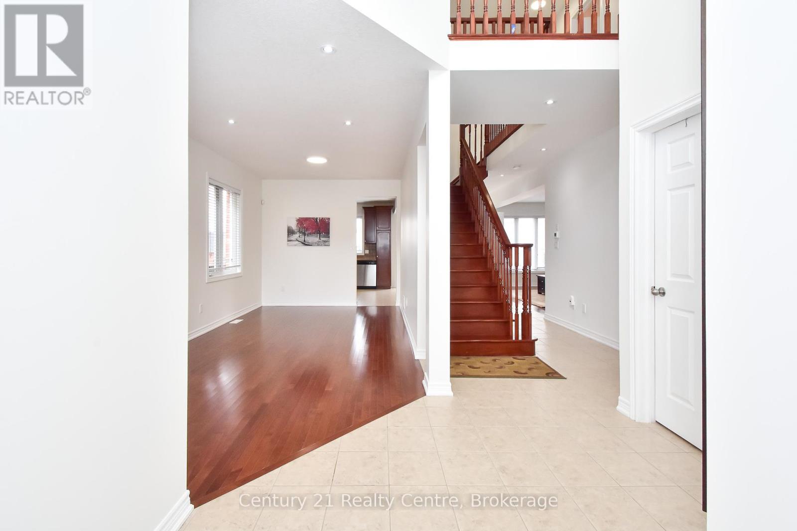 133 Eaglewood Drive, Hamilton, Ontario  L8W 0B2 - Photo 11 - X12096003